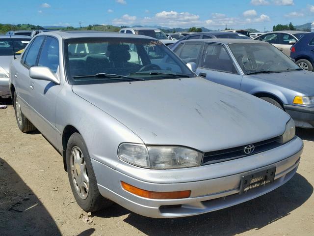 4T1VK13E7NU013546 - 1992 TOYOTA CAMRY XLE SILVER photo 1