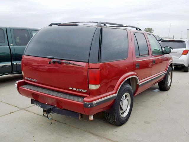 1GNDT13W6S2234723 - 2002 CHEVROLET BLAZER RED photo 4