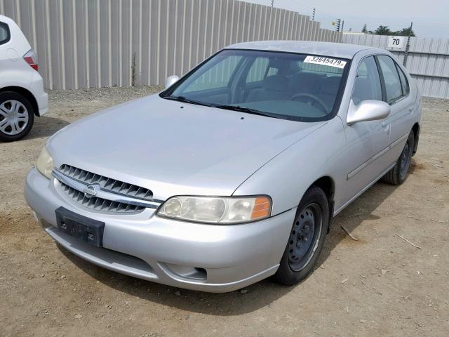 1N4DL01D4YC179458 - 2000 NISSAN ALTIMA XE SILVER photo 1