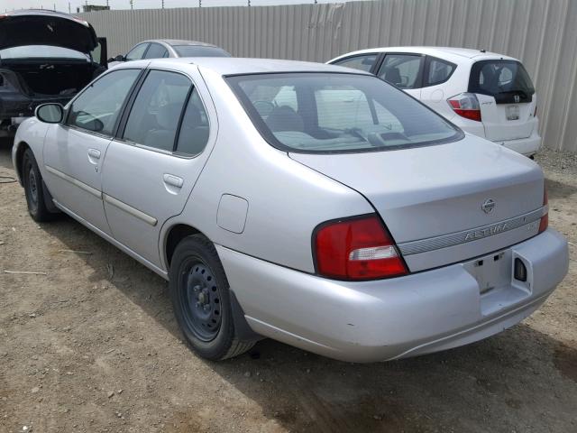 1N4DL01D4YC179458 - 2000 NISSAN ALTIMA XE SILVER photo 2