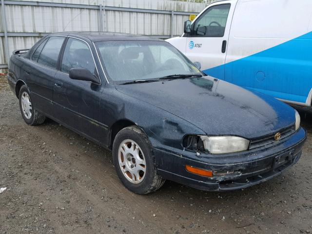 4T1VK13E9NU035709 - 1992 TOYOTA CAMRY XLE GREEN photo 1