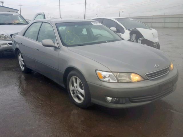 JT8BF28G1Y0282101 - 2000 LEXUS ES 300 SILVER photo 1