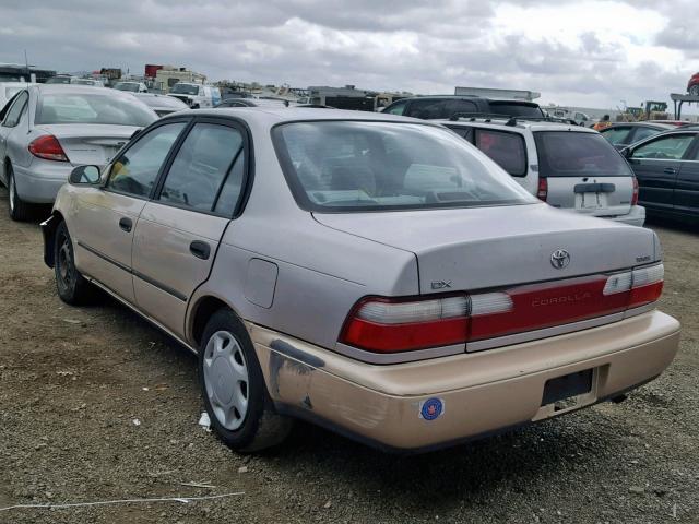 1NXBB02E3TZ471418 - 1996 TOYOTA COROLLA DX CREAM photo 3