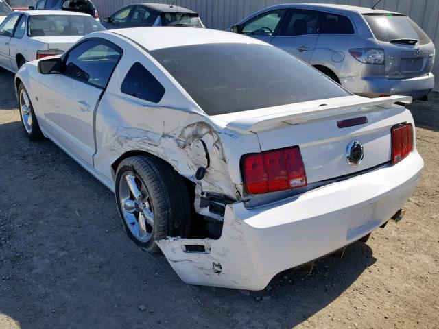 1ZVHT82H785197031 - 2008 FORD MUSTANG GT WHITE photo 3