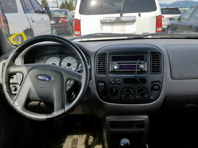 1FMYU01B92KA43777 - 2002 FORD ESCAPE XLS WHITE photo 9