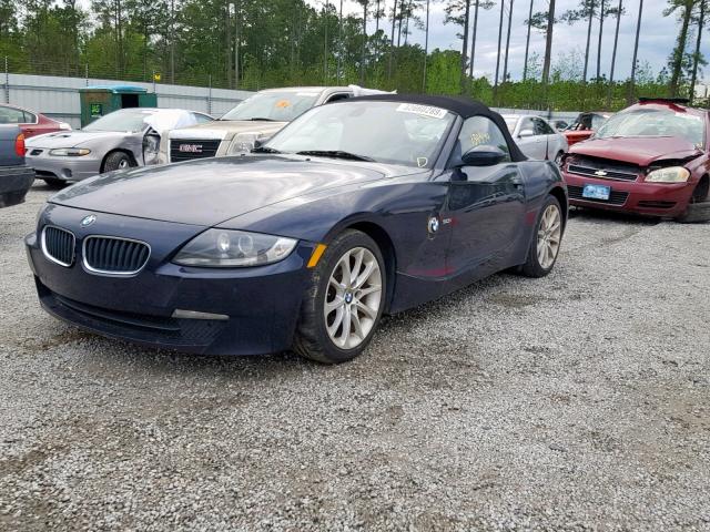 4USBU33546LW59481 - 2006 BMW Z4 3.0 BLUE photo 2