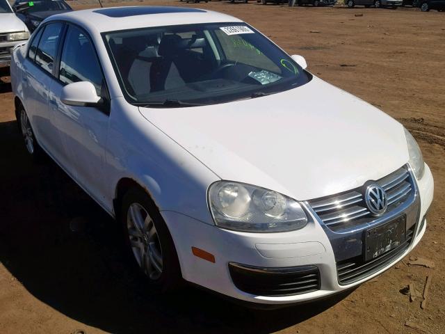 3VWHF81K27M048636 - 2007 VOLKSWAGEN JETTA 2.5 WHITE photo 1