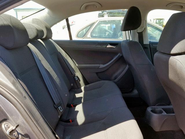 3VW2K7AJ3CM307132 - 2012 VOLKSWAGEN JETTA BASE GRAY photo 6