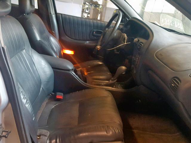 1G2WP52K6XF341853 - 1999 PONTIAC GRAND PRIX SILVER photo 5