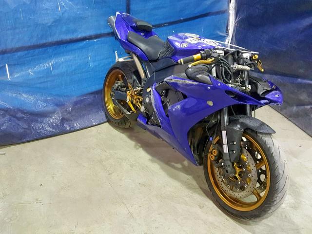 JYARN13E34A006747 - 2004 YAMAHA YZFR1 BLUE photo 1