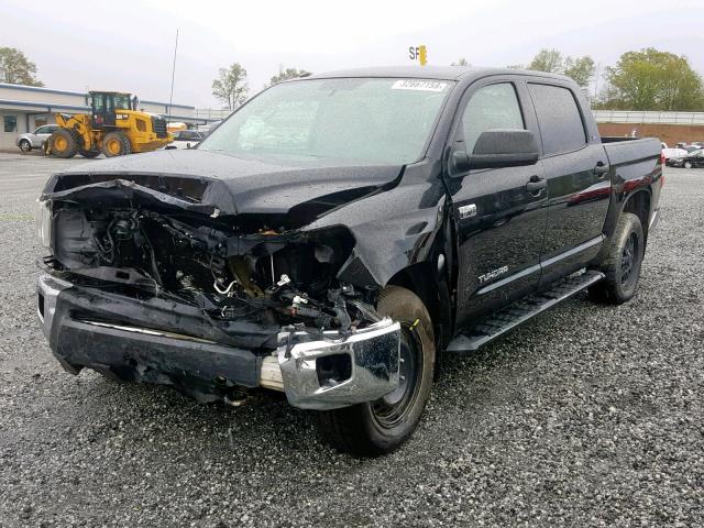 5TFDW5F1XFX429935 - 2015 TOYOTA TUNDRA CRE BLACK photo 2