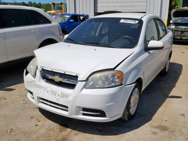 KL1TD5DE7BB150951 - 2011 CHEVROLET AVEO LS WHITE photo 2