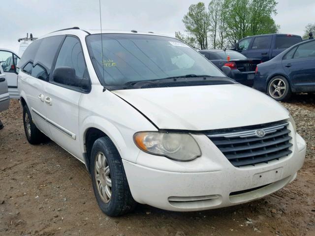 2A4GP54L46R681364 - 2006 CHRYSLER TOWN & COU WHITE photo 1