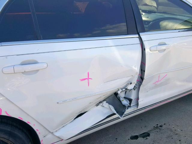 1G1ZC5E02AF216105 - 2010 CHEVROLET MALIBU 1LT WHITE photo 9