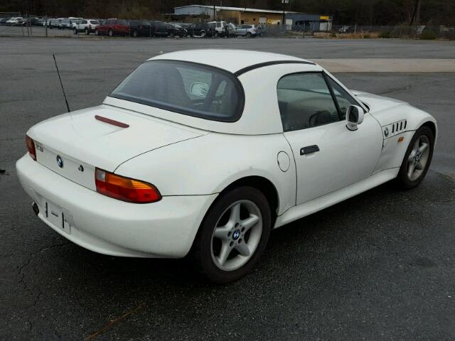 4USCJ3336WLG20020 - 1998 BMW Z3 2.8 WHITE photo 4