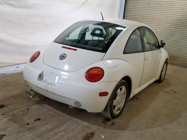 3VWCC21C5XM442995 - 1999 VOLKSWAGEN NEW BEETLE Weiß Foto 4