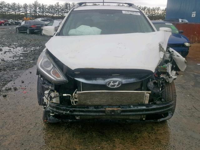 KM8JU3AG2FU980009 - 2015 HYUNDAI TUCSON LIM WHITE photo 9