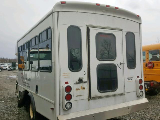 1FDFE4FS5ADA49230 - 2010 FORD E450 WHITE photo 3