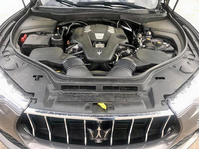 ZN661XUL0HX235181 - 2017 MASERATI LEVANTE LU GRAY photo 7