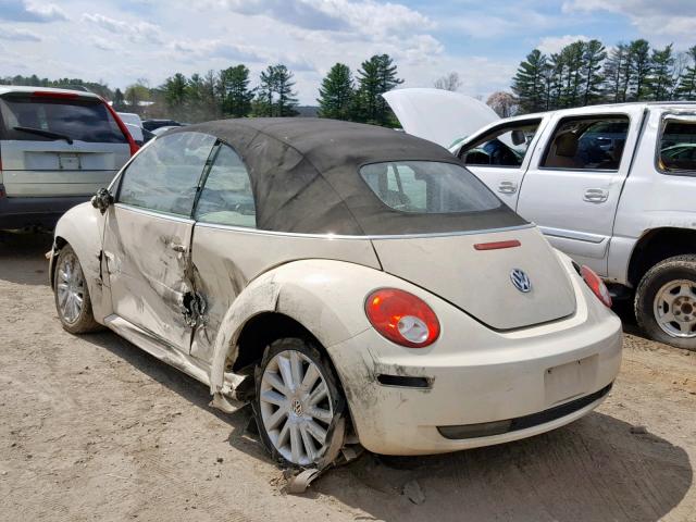 3VWRG3AL4AM008871 - 2010 VOLKSWAGEN NEW BEETLE კრემისფერი ფოტო 3