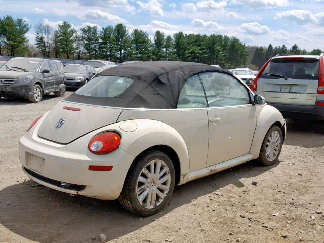 3VWRG3AL4AM008871 - 2010 VOLKSWAGEN NEW BEETLE კრემისფერი ფოტო 4