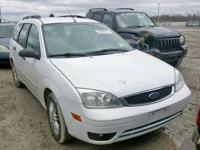 1FAHP36N57W184979 - 2007 FORD FOCUS ZXW WHITE photo 1