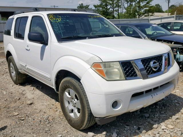 5N1AR18U15C781846 - 2005 NISSAN PATHFINDER WHITE photo 1