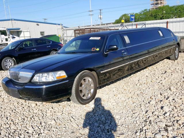 2L1FL8JW6BX758199 - 2011 LINCOLN TOWN CAR E BLACK photo 2