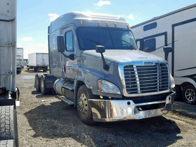 3AKJGLDV1JSJL6612 - 2018 FREIGHTLINER CASCADIA 1 GRAY photo 1