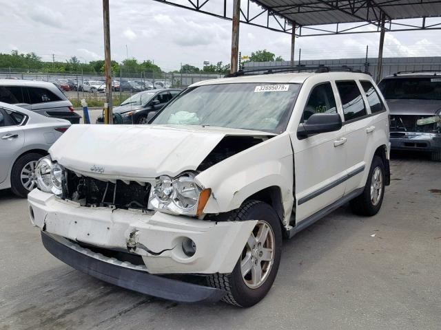 1J8GR48K37C613636 - 2007 JEEP GRAND CHER WHITE photo 2