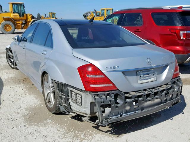 WDDNG7DB9CA455813 - 2012 MERCEDES-BENZ S 550 SILVER photo 3