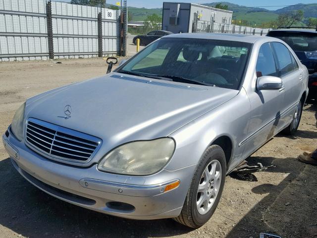 WDBNG75J1YA042466 - 2000 MERCEDES-BENZ S 500 SILVER photo 2