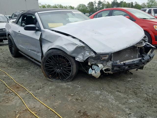 1ZVBP8EM2C5286582 - 2012 FORD MUSTANG SILVER photo 1