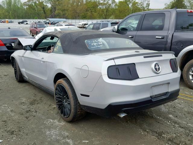 1ZVBP8EM2C5286582 - 2012 FORD MUSTANG SILVER photo 3