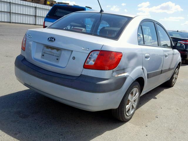 KNADE123266077777 - 2006 KIA RIO BLUE photo 4