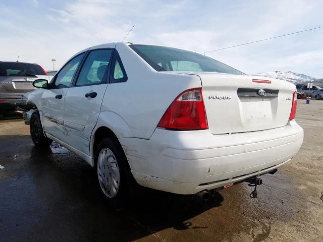 1FAFP34N45W144643 - 2005 FORD FOCUS ZX4  photo 3