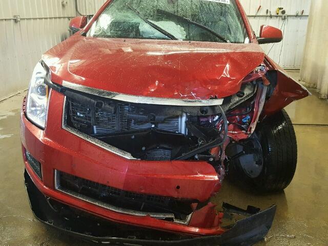 3GYFNEE31GS583364 - 2016 CADILLAC SRX LUXURY RED photo 9