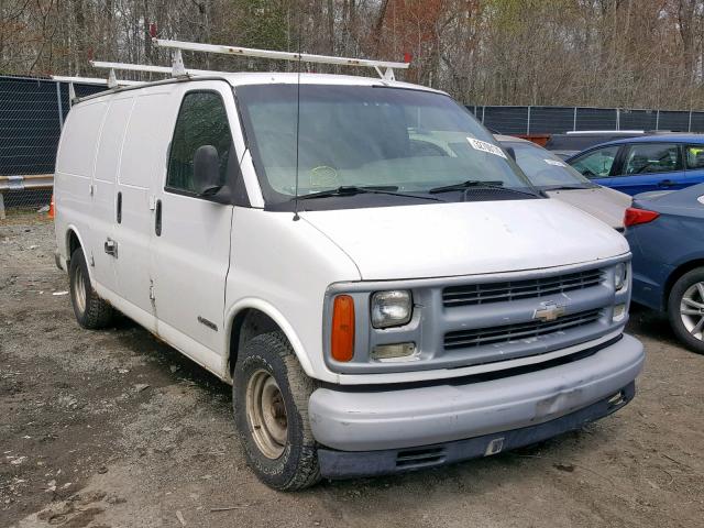 1GCFG15WX11229628 - 2001 CHEVROLET EXPRESS G1 WHITE photo 1