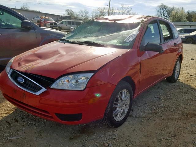 1FAFP37NX7W238511 - 2007 FORD FOCUS ZX5 RED photo 2