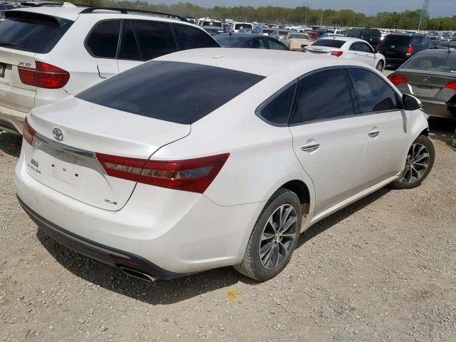 4T1BK1EB3GU215843 - 2016 TOYOTA AVALON XLE WHITE photo 4