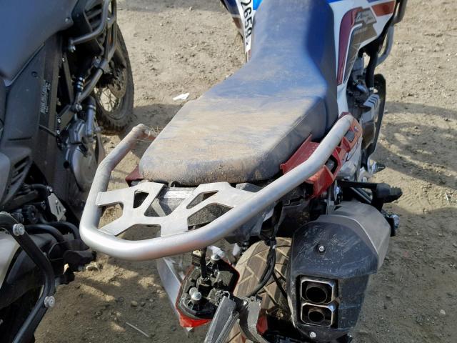 JH2SD0448JK200051 - 2018 HONDA CRF1000 A2 WHITE photo 6