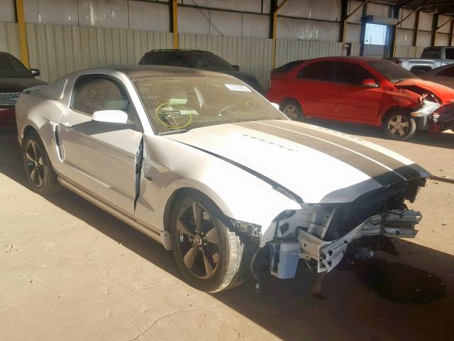 1ZVBP8CF9D5232363 - 2013 FORD MUSTANG GT WHITE photo 1