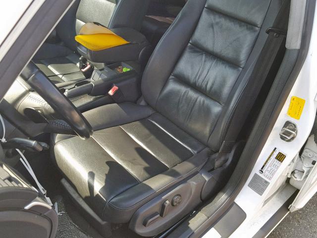WAUAF78EX8A131533 - 2008 AUDI A4 2.0T WHITE photo 9