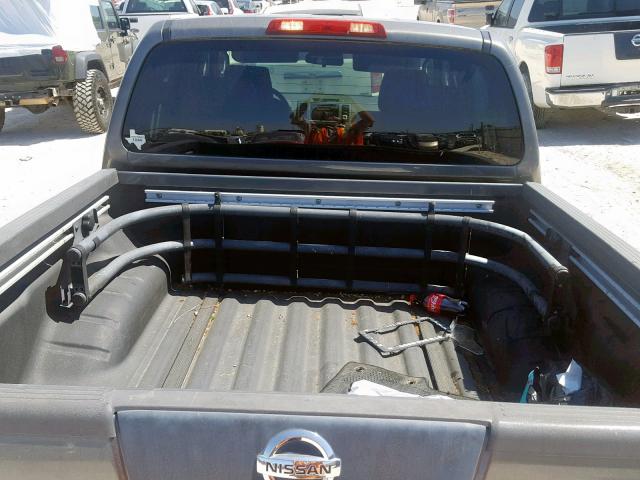 1N6AD07U98C431784 - 2008 NISSAN FRONTIER C GRAY photo 6