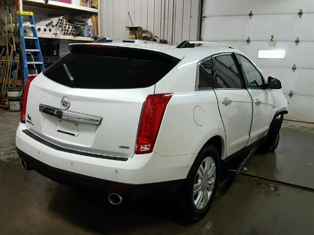 3GYFNGE36DS649947 - 2013 CADILLAC SRX LUXURY WHITE photo 4