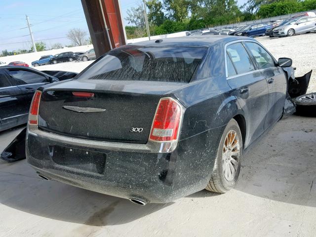 2C3CCAAG9EH121610 - 2014 CHRYSLER 300 BLACK photo 4