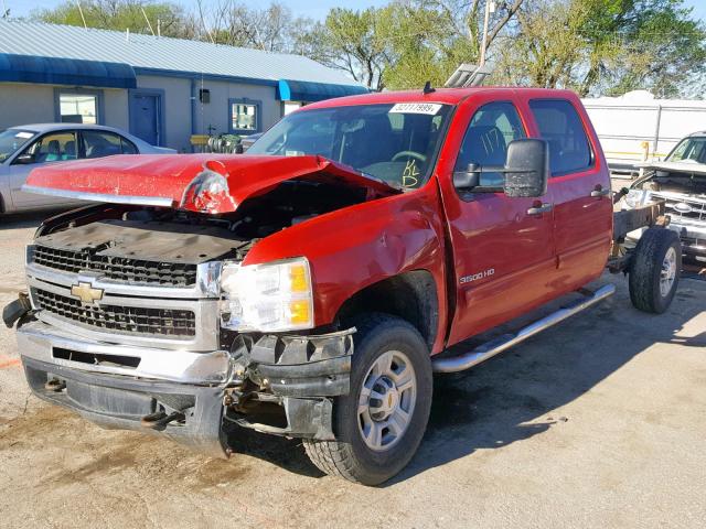 1GCHK83669F184947 - 2009 CHEVROLET SILVERADO RED photo 2