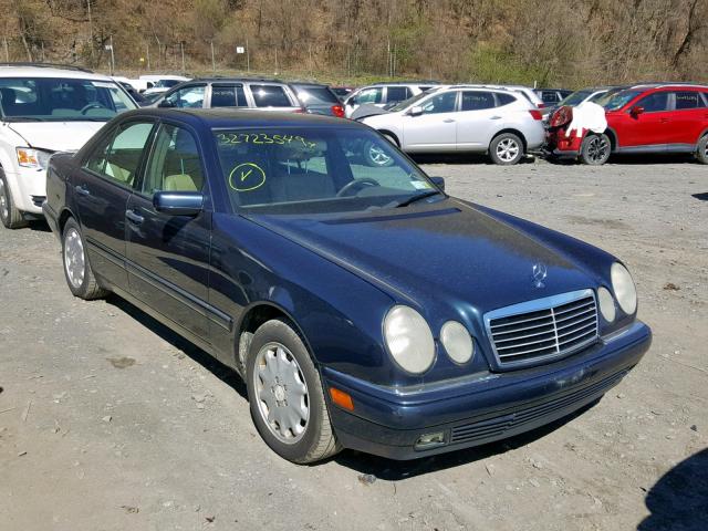 WDBJF55F1VJ031268 - 1997 MERCEDES-BENZ E 320 BLUE photo 1