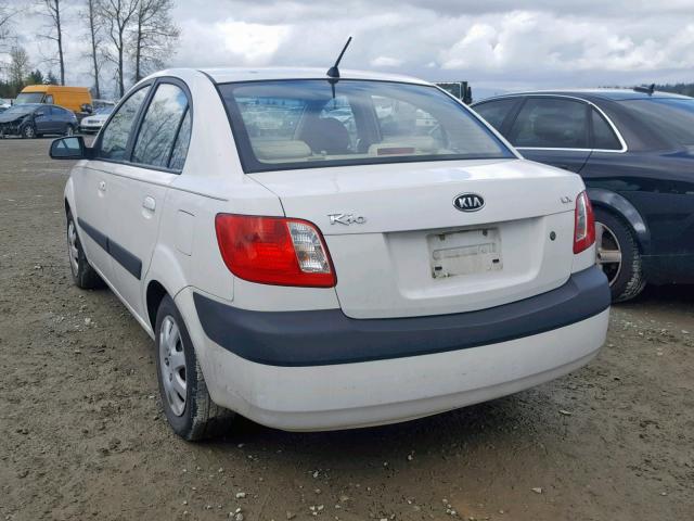 KNADE123466124310 - 2006 KIA RIO WHITE photo 3