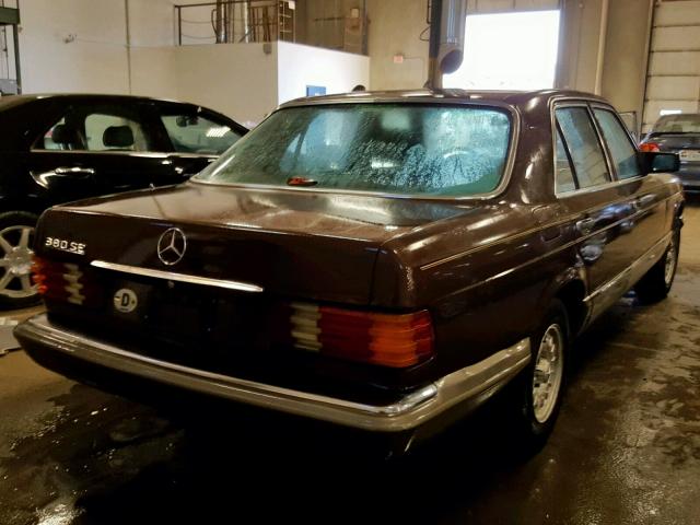 WDBCA32C5FA097118 - 1985 MERCEDES-BENZ 380 SE BROWN photo 4